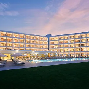 Ξενοδοχείο με διαμερίσματα Maris Grand, Πρωταράς