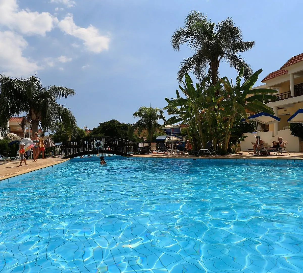 Jacaranda Hotel Apartments Protaras
