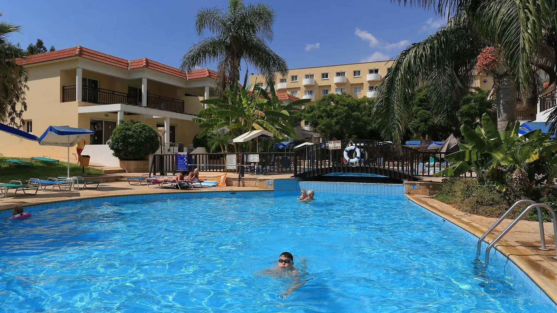 Jacaranda Hotel Apartments Protaras